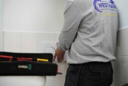 Westhage wc knop plaatsen